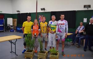 Podium 2ème / 3ème / G.S et Féminine avec le Président Sébastien DULUCQ (AS Hossegor)