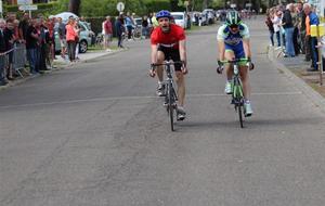 Miguel ORTIZ vainqueur en 1ère catégorie
Sébastin LALANNE 2ème.