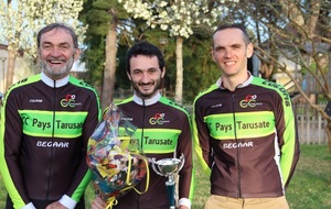 Le Team Tarusate.
Odilo GASPAROTO - Jean-Batptiste LAILHEUGUE- Benoit MONBLANC-