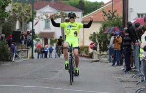 CLEMENCEAU Thomas (Ste.FOY) Vainqueur en 3ème Cat.