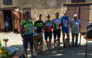 Podium 1ère catégorie.