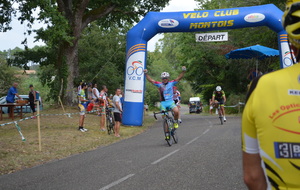 Jean-Frédéric LARRUE vainqueur en première catégorie.