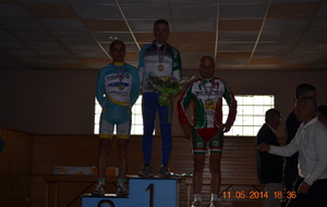 Jean-Louis MONCOUCUT Vainqueur à Carcarès-Sainte-Croix du Championnat Départemental UFOLEP   le Dimanche 11 MAI 2014 organisé par le club cycliste du Pays Tarusate