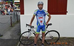 Aurélien MICHEAU vainqueur à Saint JUSTIN le 28 Novembre 2015 en 2ème catégorie UFOLEP  CYCLOCROSS 