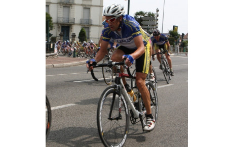 MANSIET (32) Grand prix Cycliste F.F.C Pass' Cyclisme / P C Open / Non Licenciés organisé par C C EAUZE Olympique