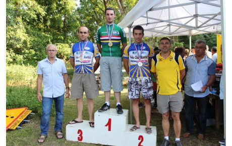 A UCHACQ le 13 Juin 2015 Mickael BISBAU a remporté le Championnat Départemental des Landes en FFC, catégories PC Open // Pass' Cyclisme