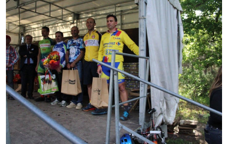 Les coureurs du Saint Paul Sports Cyclisme en très grande forme! Deux Victoires et deux Podiums ce week-end du 8 Mai 2017.